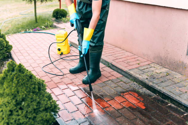 Best Garage Pressure Washing  in Hood River, OR