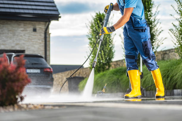 Best Commercial Pressure Washing  in Hood River, OR